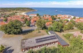 Gorgeous Apartment In Allinge With Kitchen